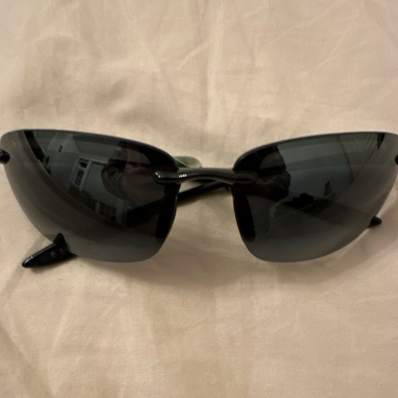 Maui Jim Ho’okipa MJ407-02 Black Plastic Gray Polycarbonate Lens Men’s Sunglass…