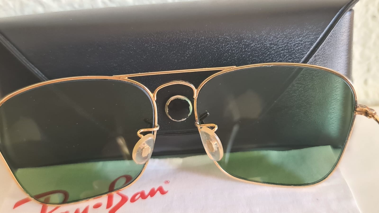 RARE Vintage Ray-Ban Bausch & Lomb 22K Gold Filled Green Glass Caravan Style
