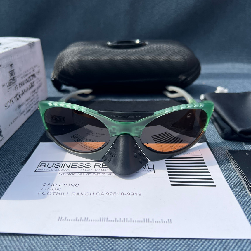 Oakley PLANTARIS Sunglasses 9437-0363 Matte Transparent Green PRIZM Brown Lense