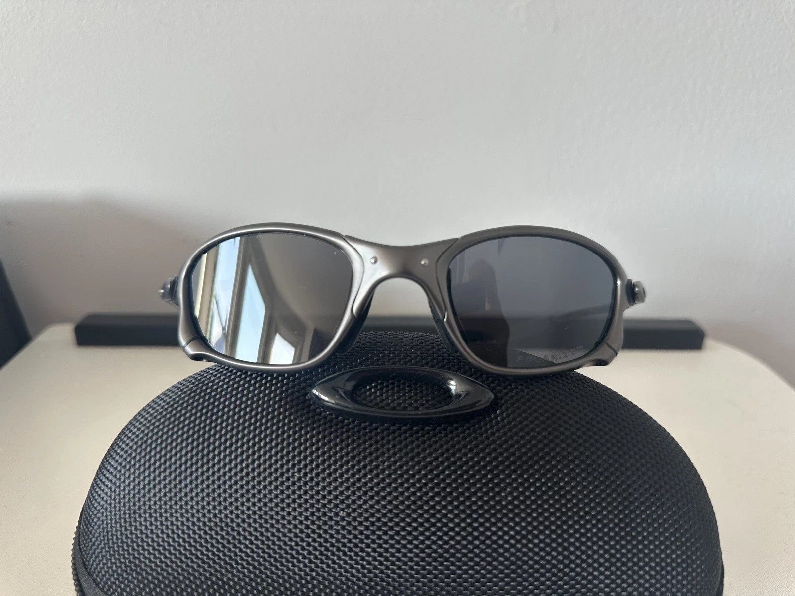 Gafas de sol Oakley Penny & Juliet X-Mental marco gris lentes negras