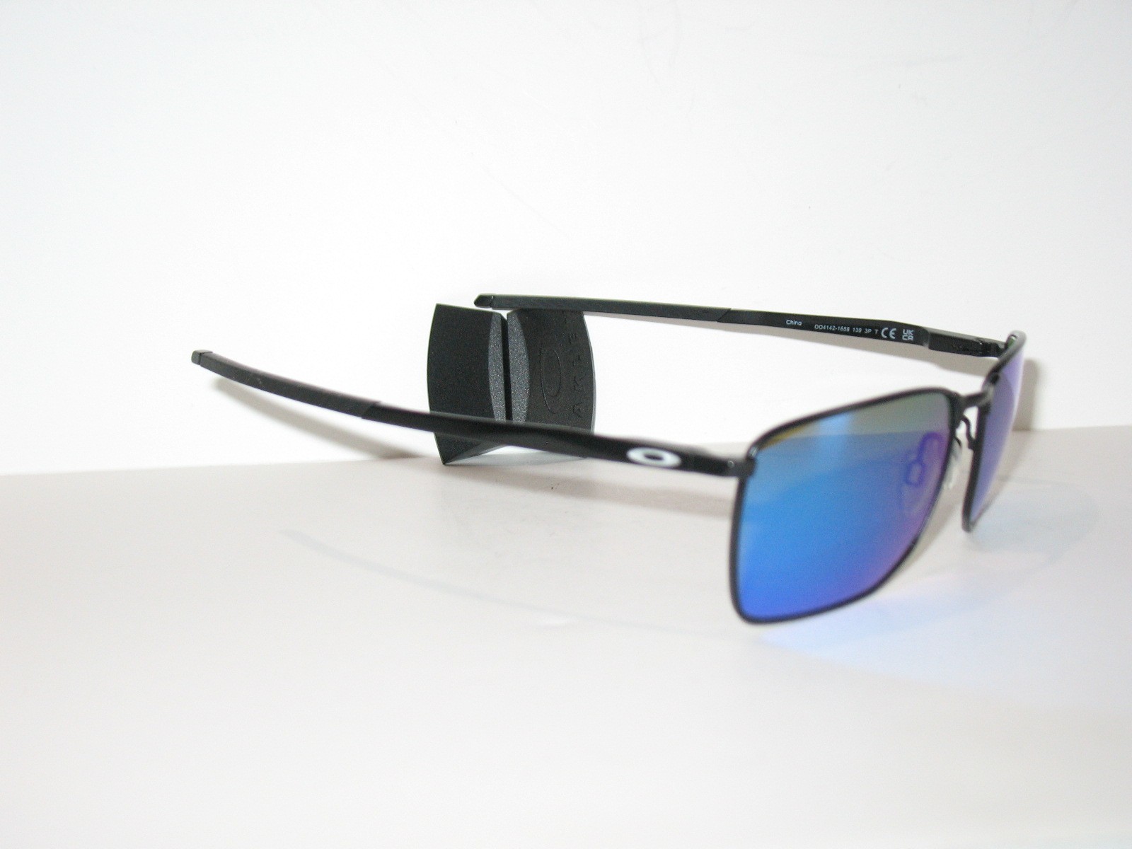 Oakley EJECTOR Satin Black/PRIZM SAPPHIRE POLARIZED Lenses Sunglasses 4142-16
