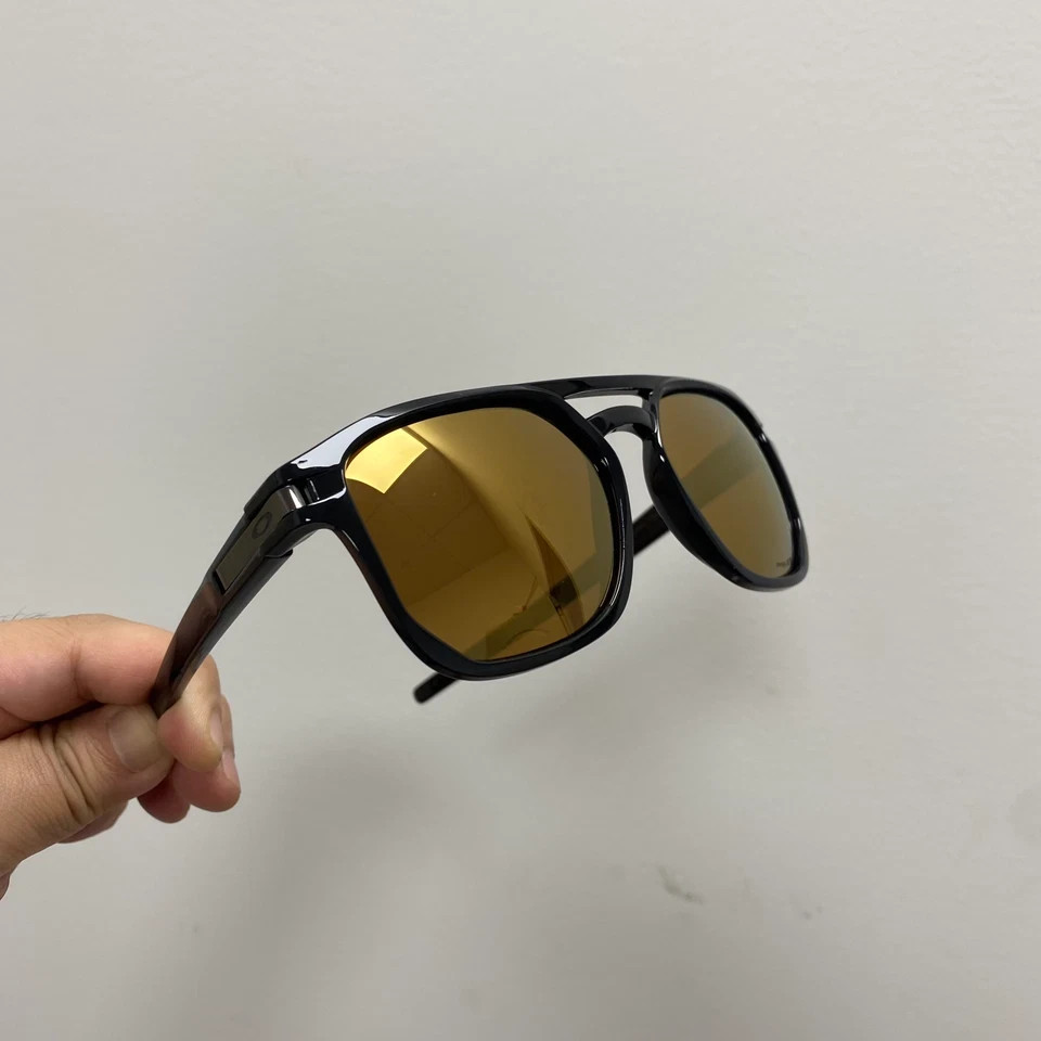 Vintage Oakley Latch beta OO9436 Polarized Sunglasses Black PRIZM Gold Lens
