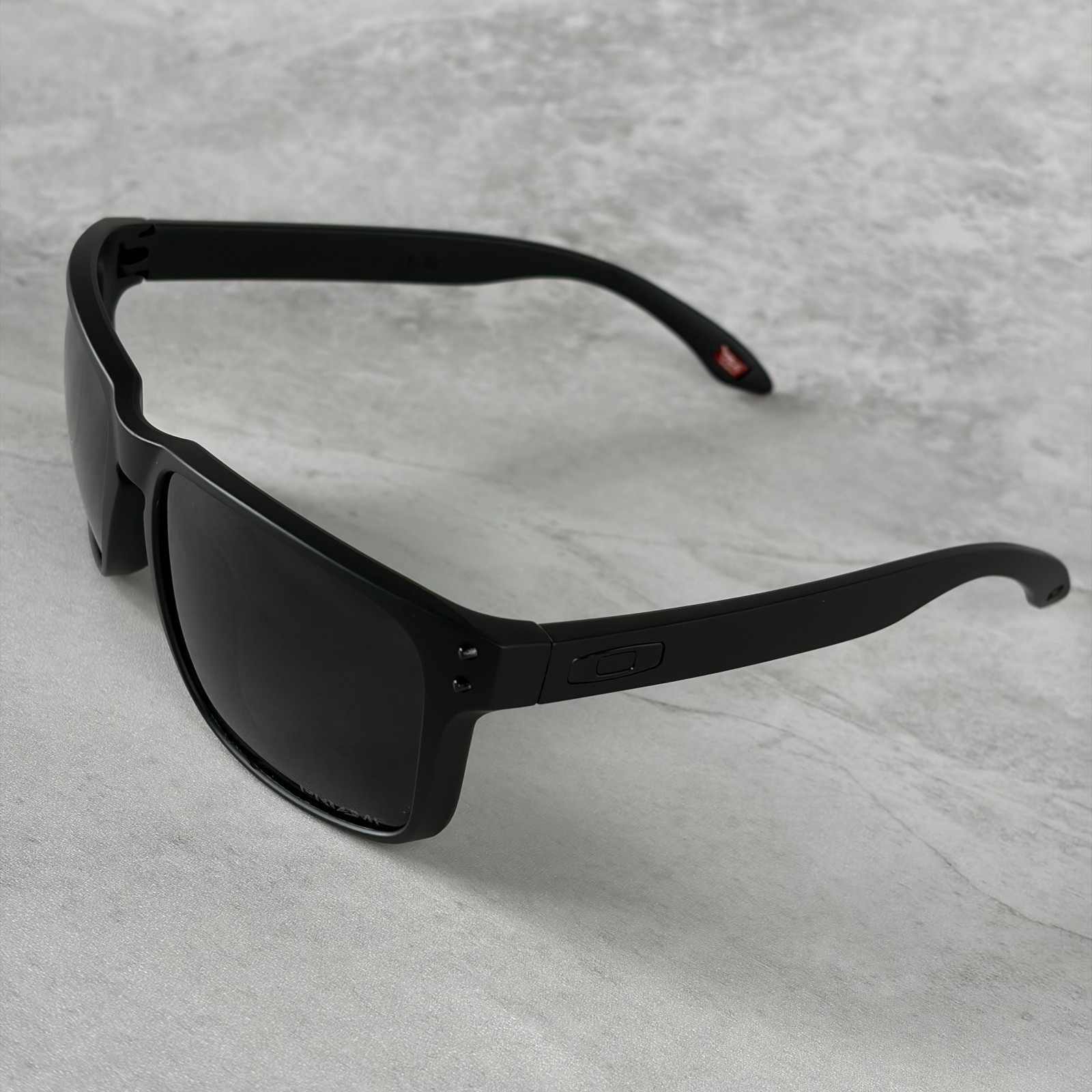 Oakley 0OO9417 Men’s Holbrook XL Sunglasses