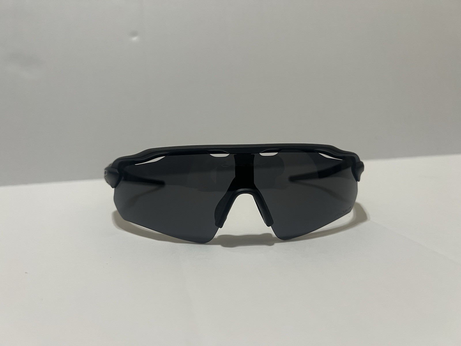 NEW Oakley 009208 Radar Ev Path Men’s Sunglasses Matte Black Frame – Prizm Lens