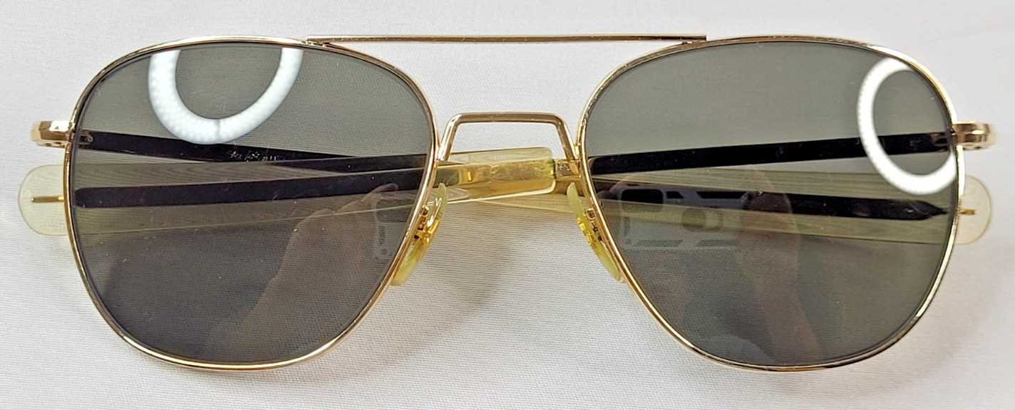 52-20 5 1/2″ VINTAGE AMERICAN OPTICAL CRYSTAL ORIGINAL PILOT-AVIATOR SUNGLASSES