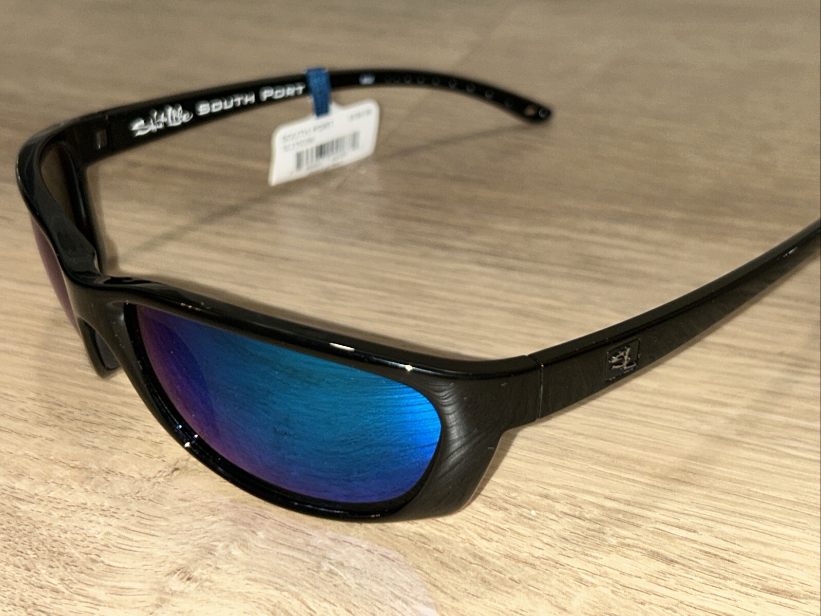 New Salt Life South Port Gloss Black Saltlife Smoke Blue Lens Salty $189 NWT