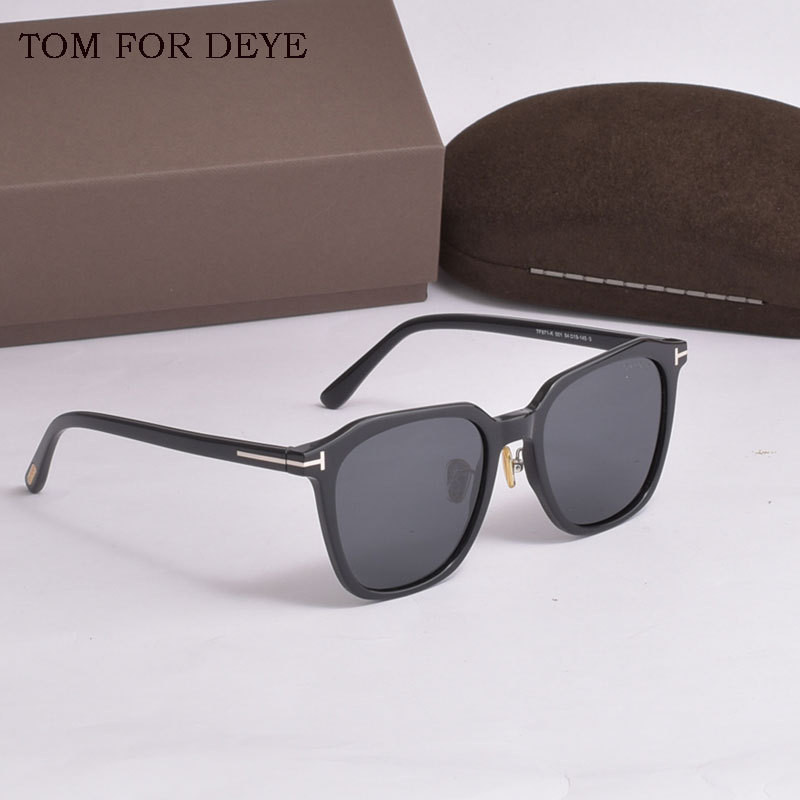 Unisex Square Polarized Sunglasses UV400 Retro Black Frame Outdoor Eyewear