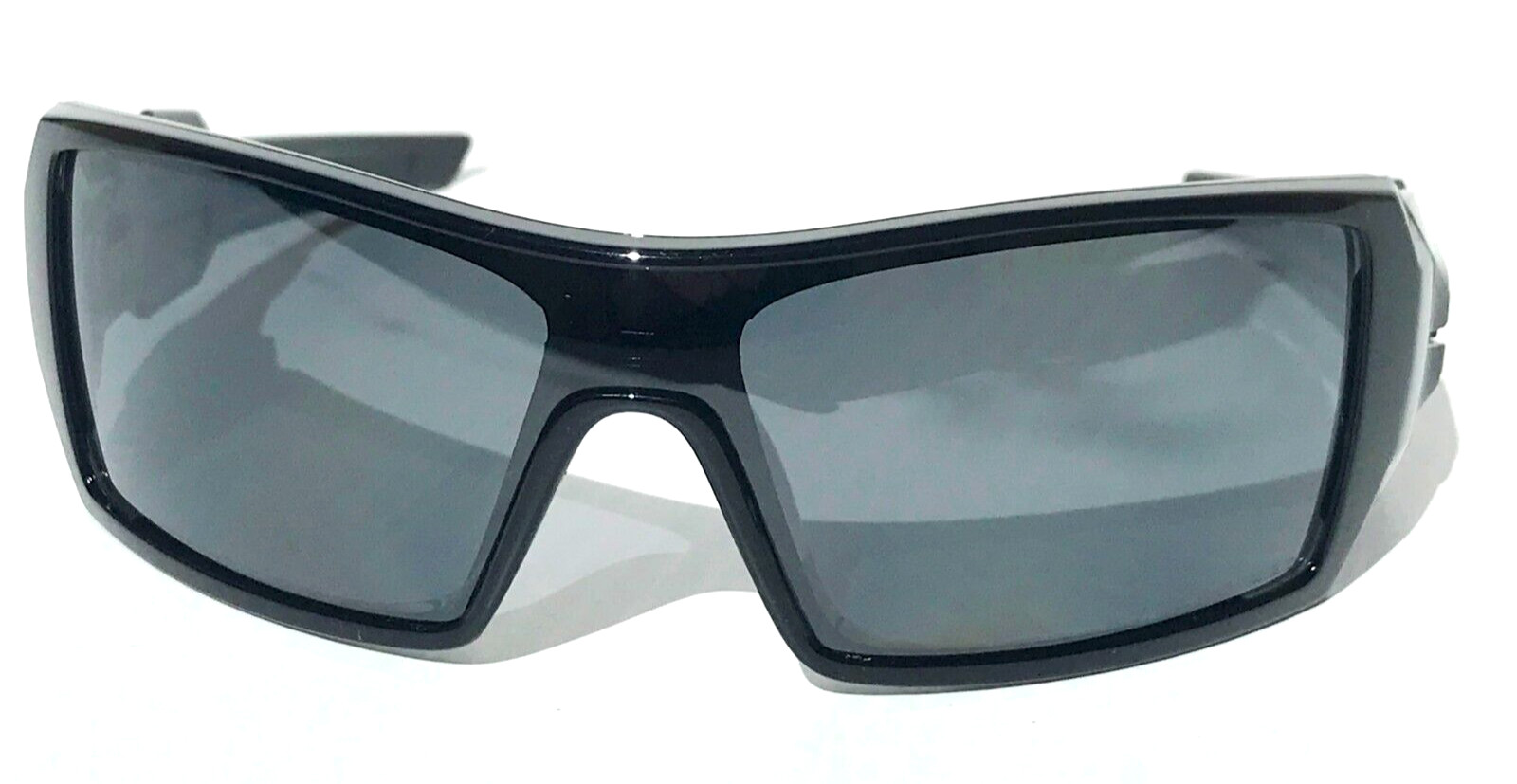 Oakley OIL RIG Polished Black POLARIZED Black iridium Lens Sunglass 9081 26-203