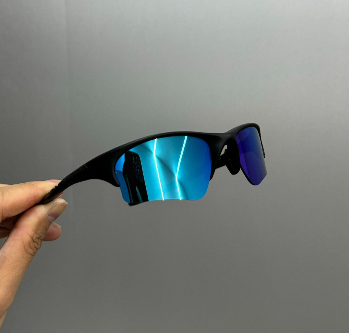 Oakley Flak 1.0 Lightweight POLARIZED Sunglasses Matte Black Frames Prizm Blue
