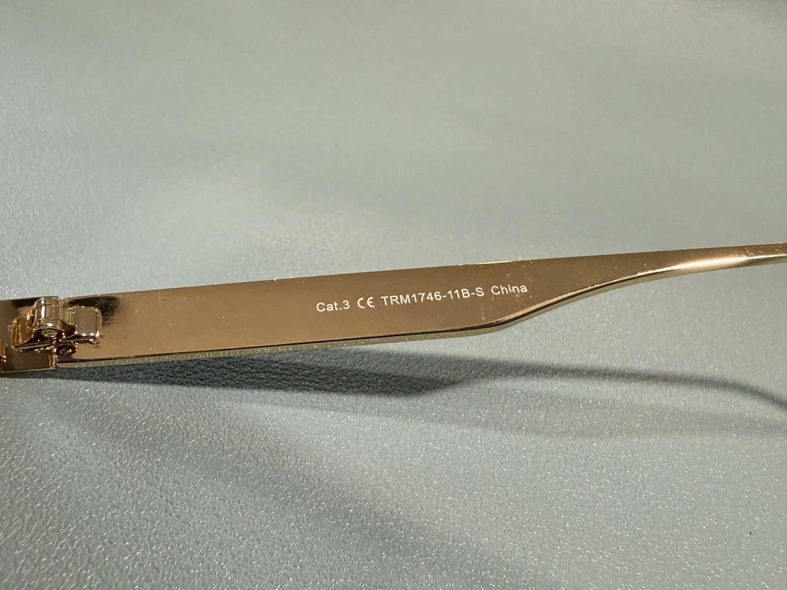 New Original TRUE RELIGION Sunglasses Tinted / Gold Aviator Horseshoe TRM1746