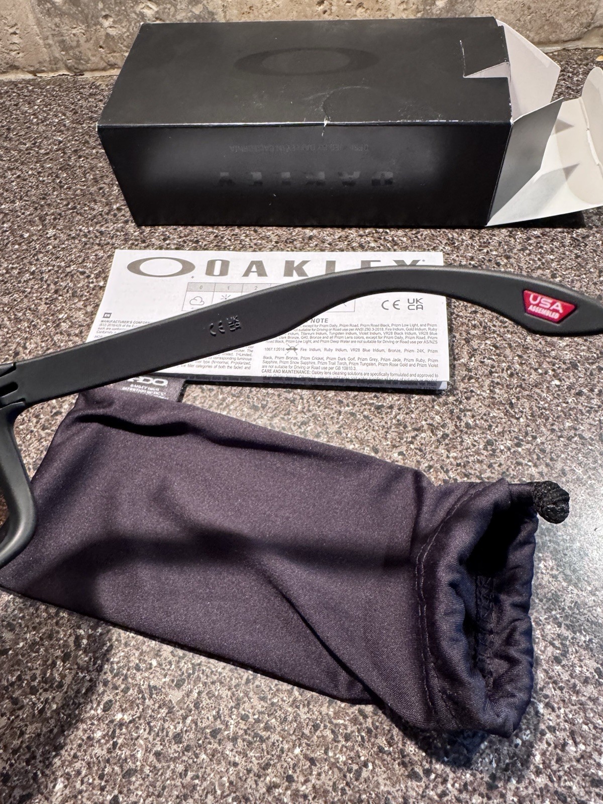 Oakley 0OO9417 Men’s Holbrook XL Sunglasses *NEW*