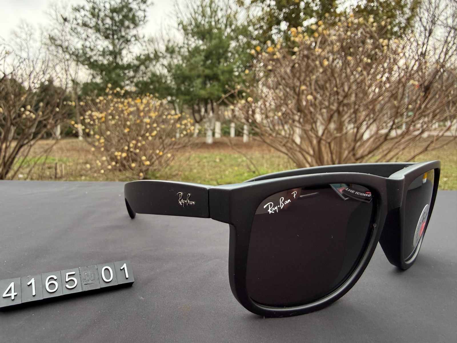 RAY-BAN RB4165 Justin Sunglasses Black Frame Polarized Grey Lens
