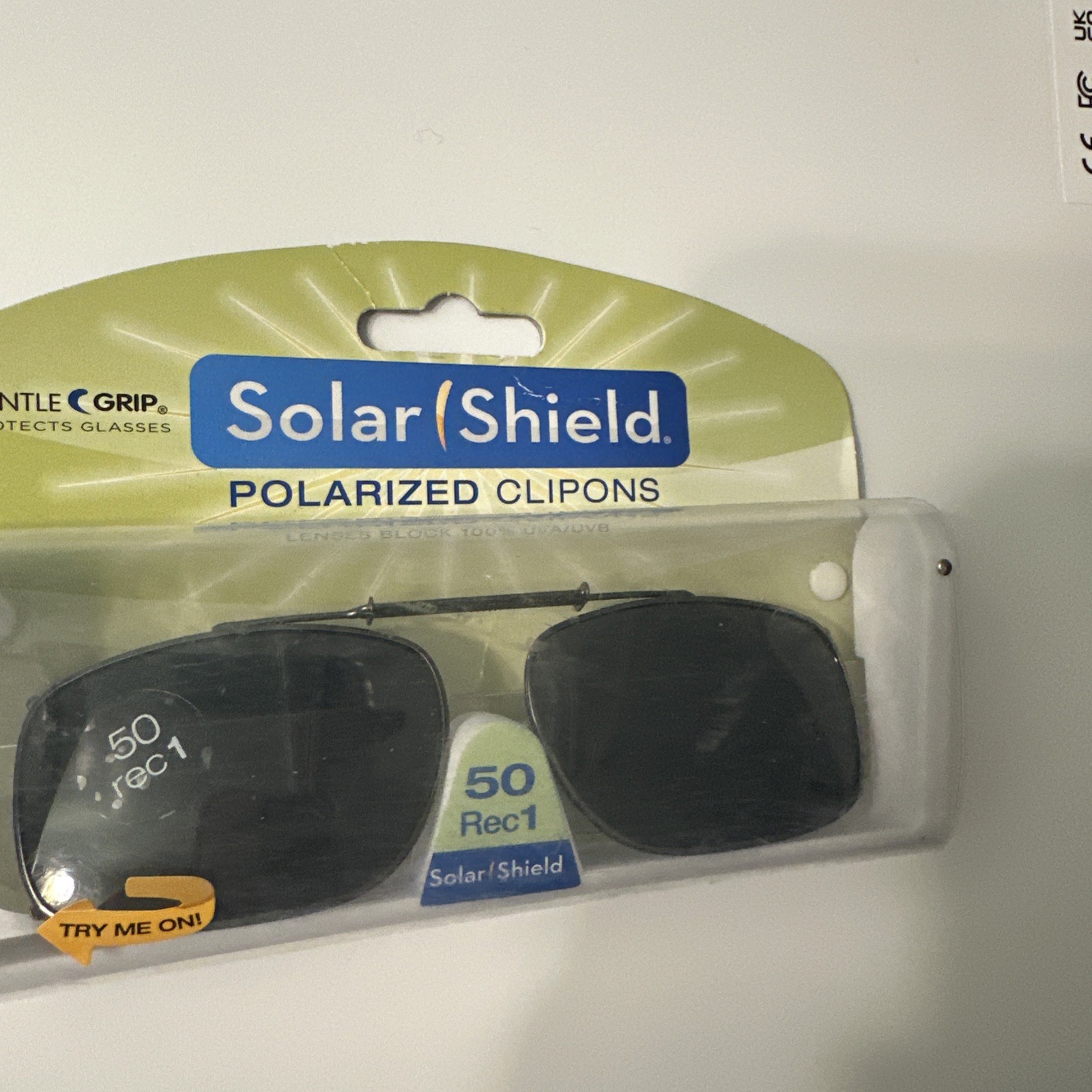 Foster Grant Solar Shield Clip on Sunglasses 50 Rec 1