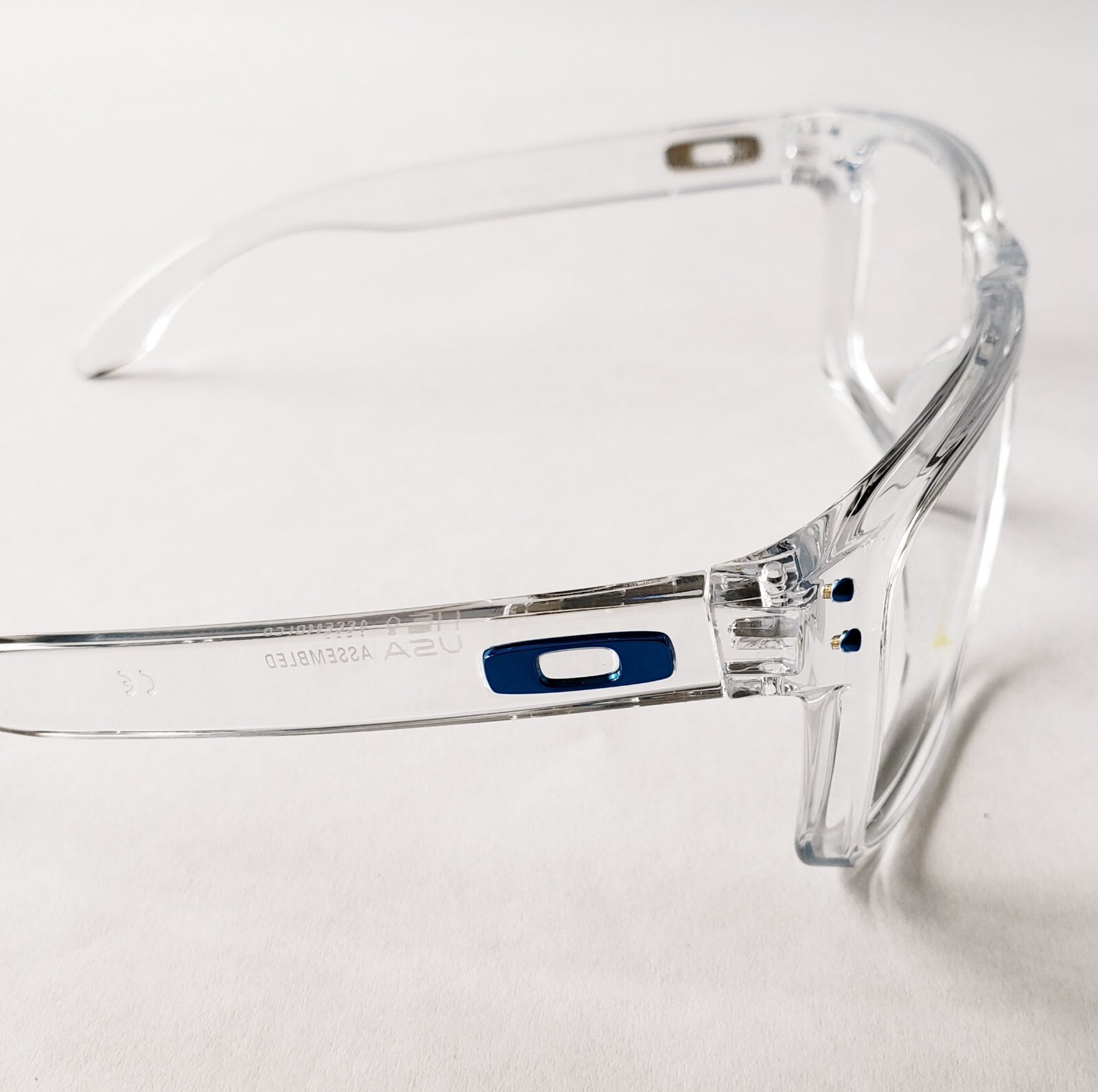 Oakley Holbrook XL Polished Clear Blue Icons Replacement Frame Only OO9417