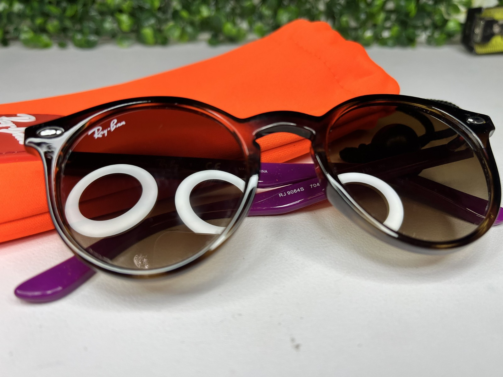 Ray-Ban RJ9064S Kid Children Junior Round Brown Sunglasses, 44mm – PREOWNED