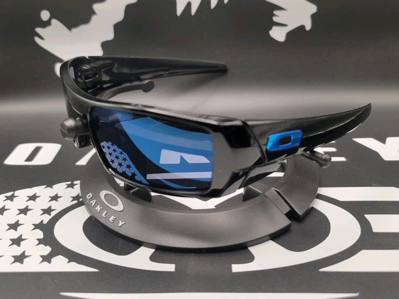 Custom Oakley Gascan Sunglasses, Gloss Black Frame, Blue Iridium Lens, Blue Icon