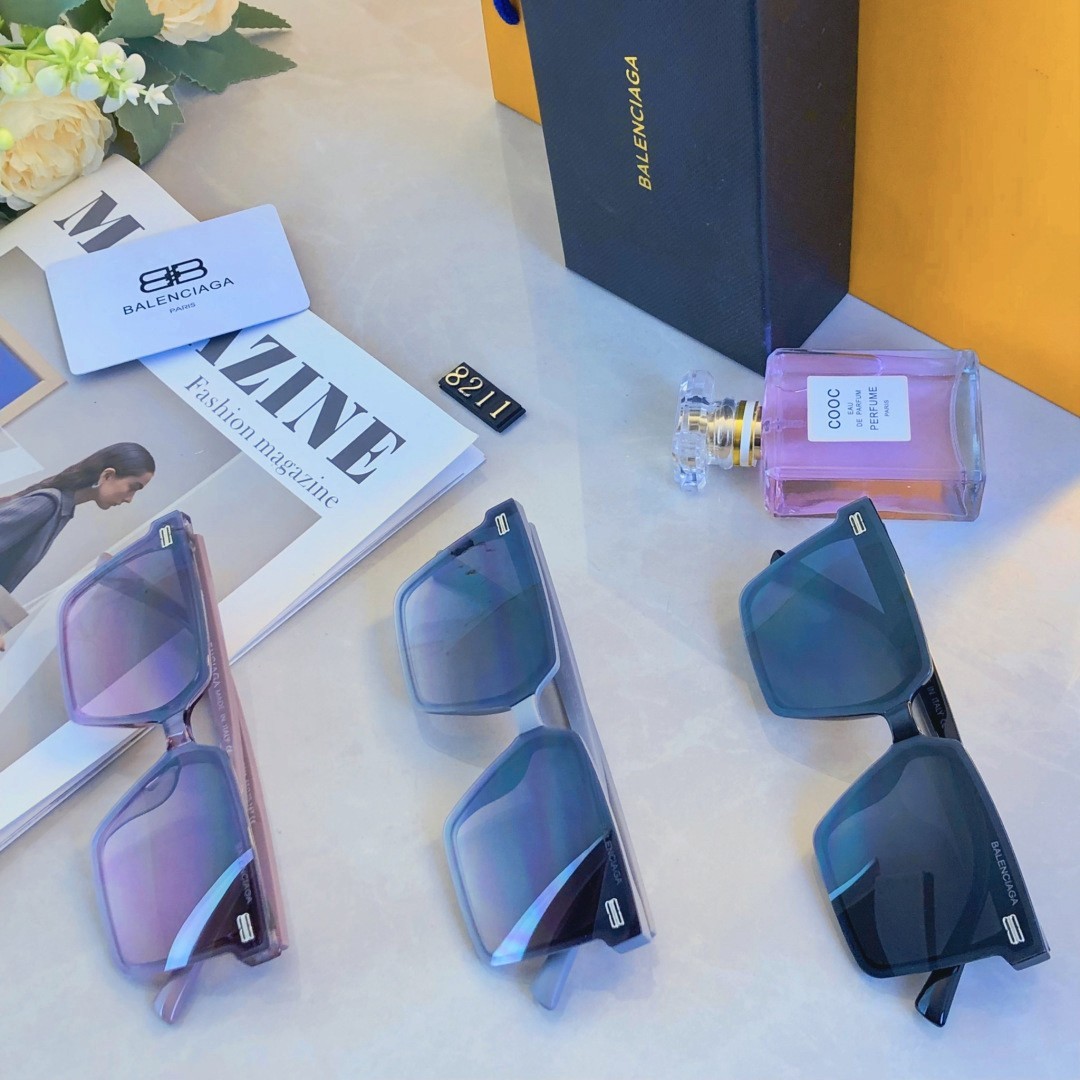 Balenciaga 8211 Square Sunglasses Gloss Black Frame Solid Black Lens 62□20-147