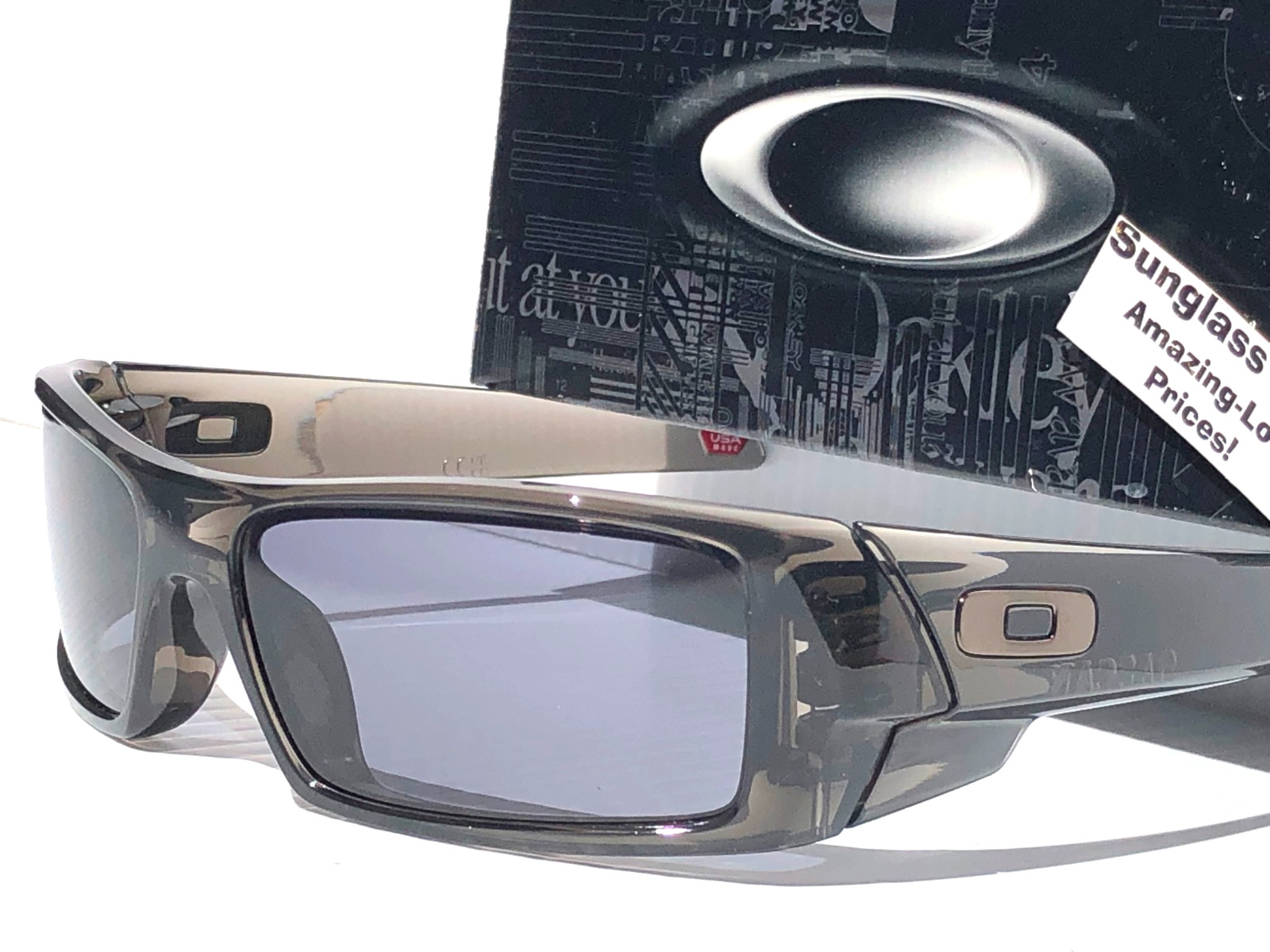 NEW Oakley GASCAN Grey Smoke Frame Grey Lens Sunglass 9014-E2