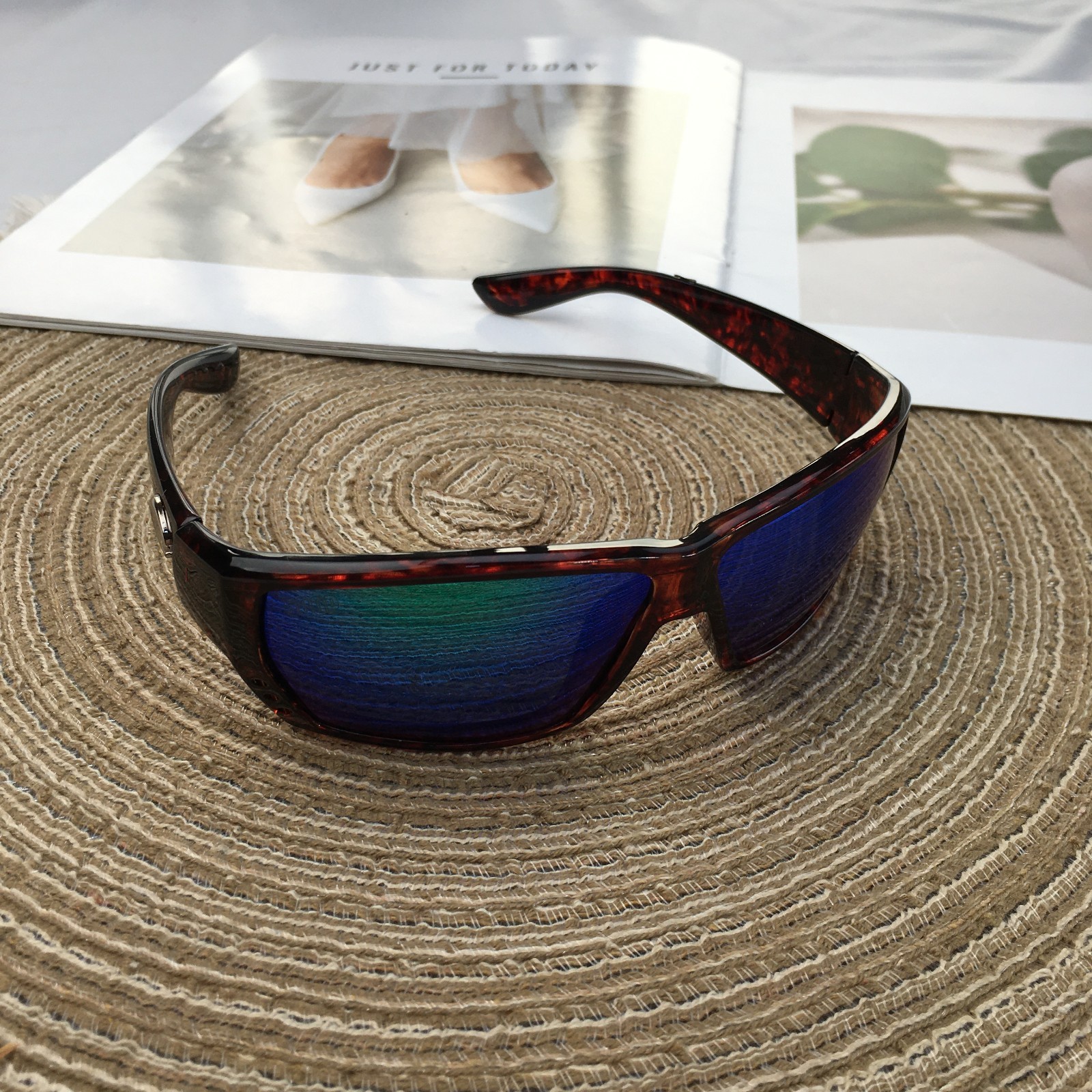 Costa Del Mar Polarized Sunglasses Tortoise Frame Blue Mirror Lens New In Box