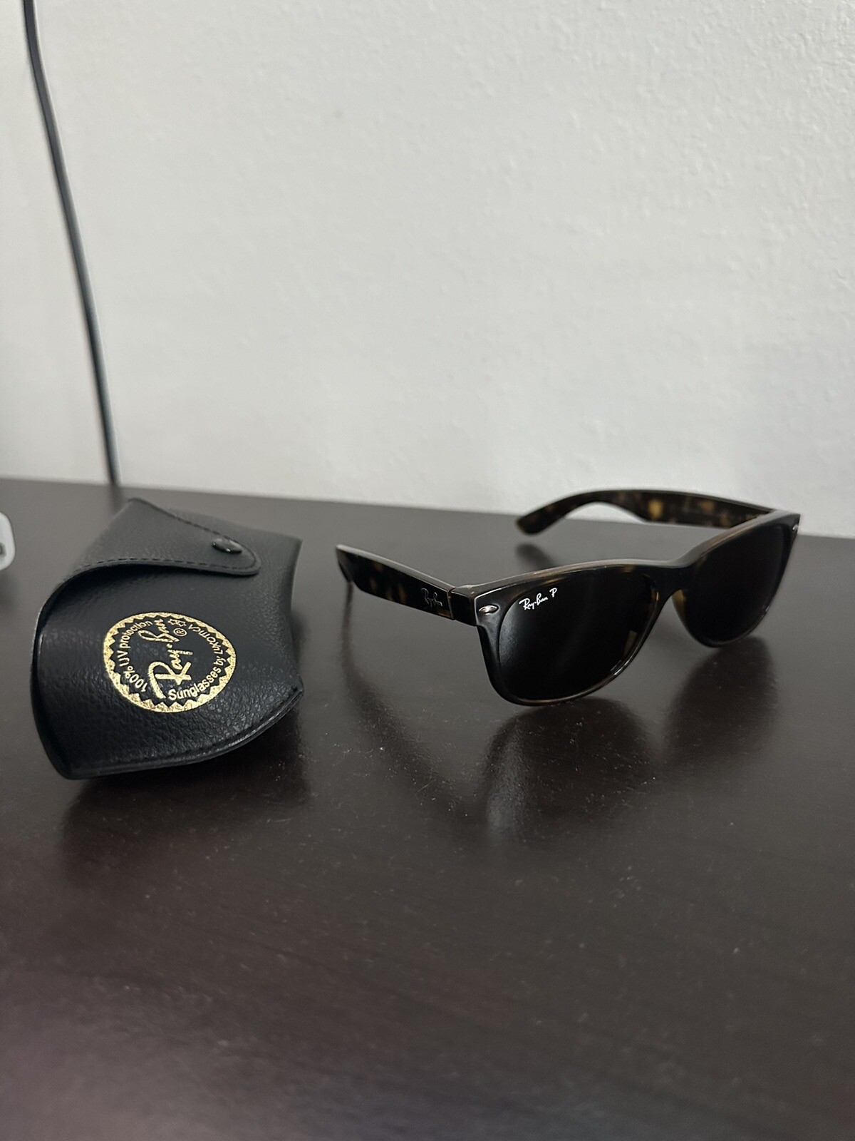 Ray-Ban RB2132 Unisex Adults Sunglasses