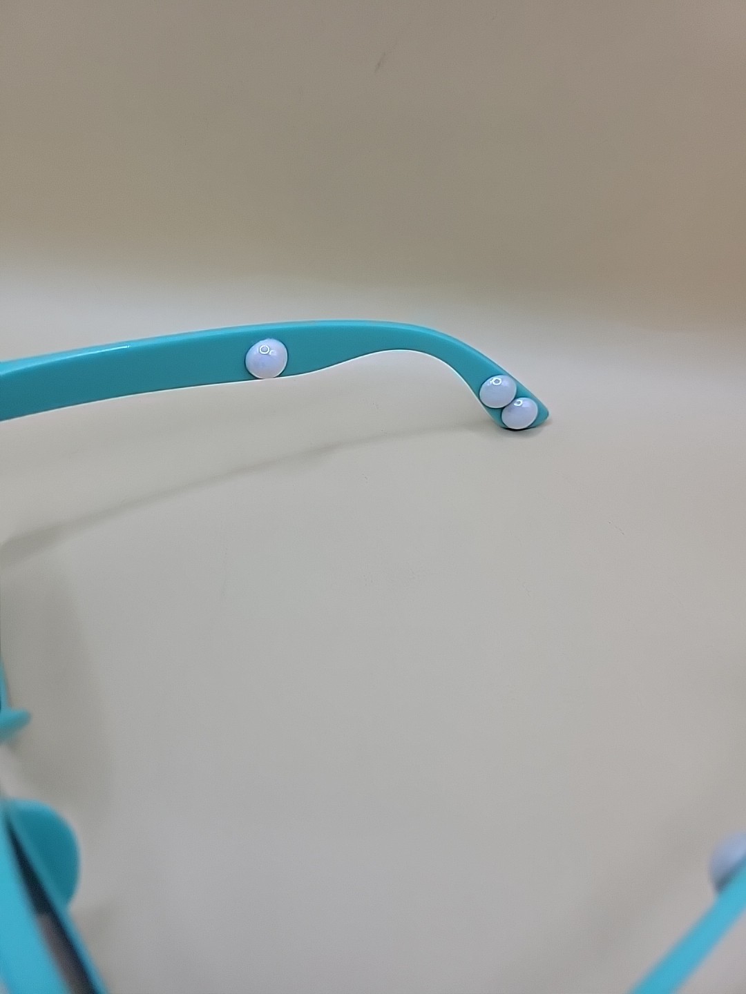 Turquoise Blue Sunglasses Mirrored Silver Lenses Retro Plastic Frames SG9