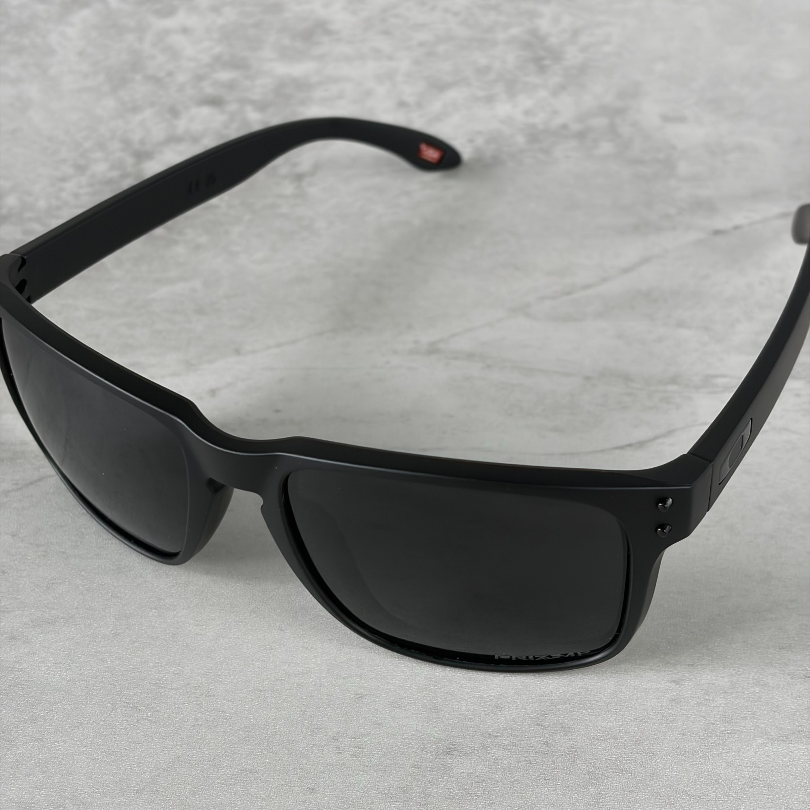 Oakley 0OO9417 Men’s Holbrook XL Sunglasses