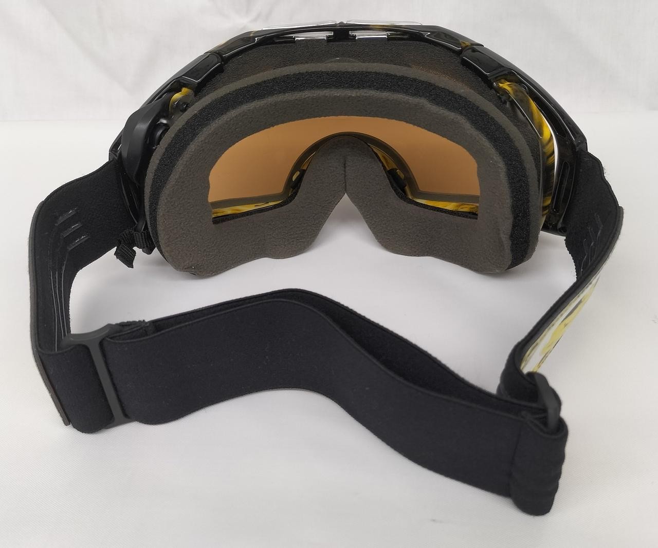 OAKLEY snow goggles from Japan