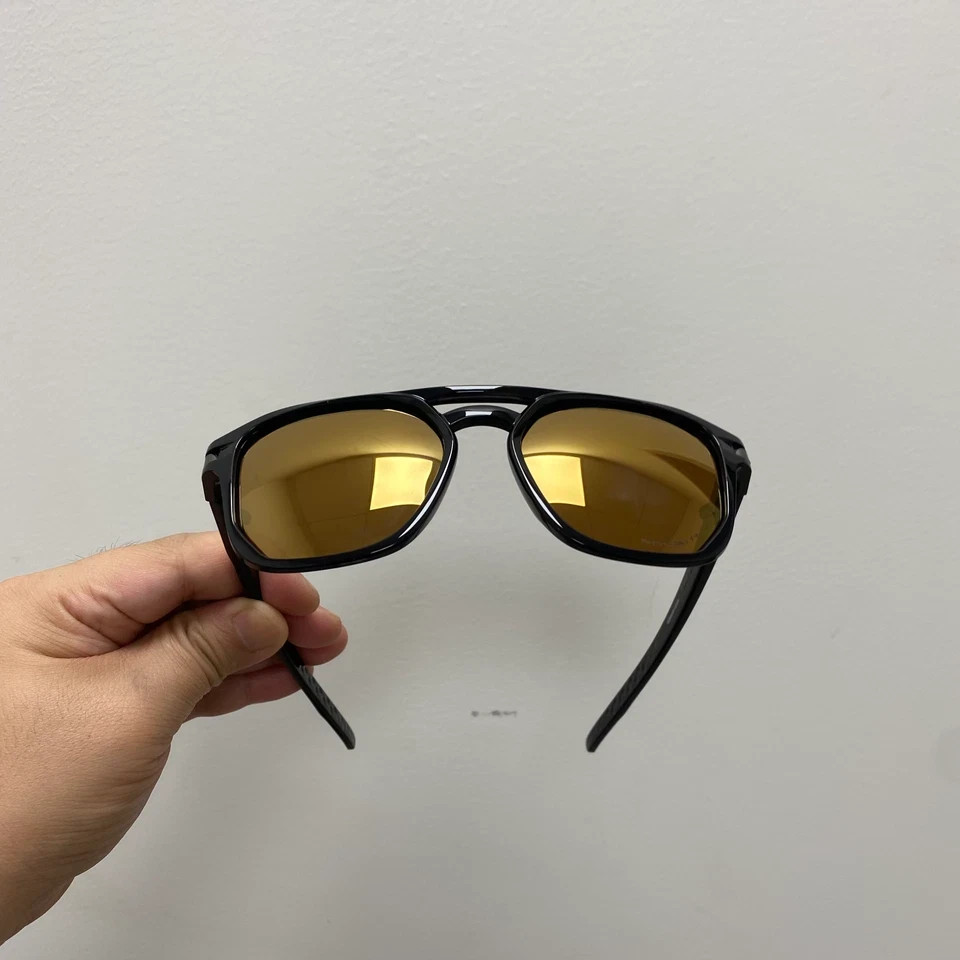 Vintage Oakley Latch beta OO9436 Polarized Sunglasses Black PRIZM Gold Lens