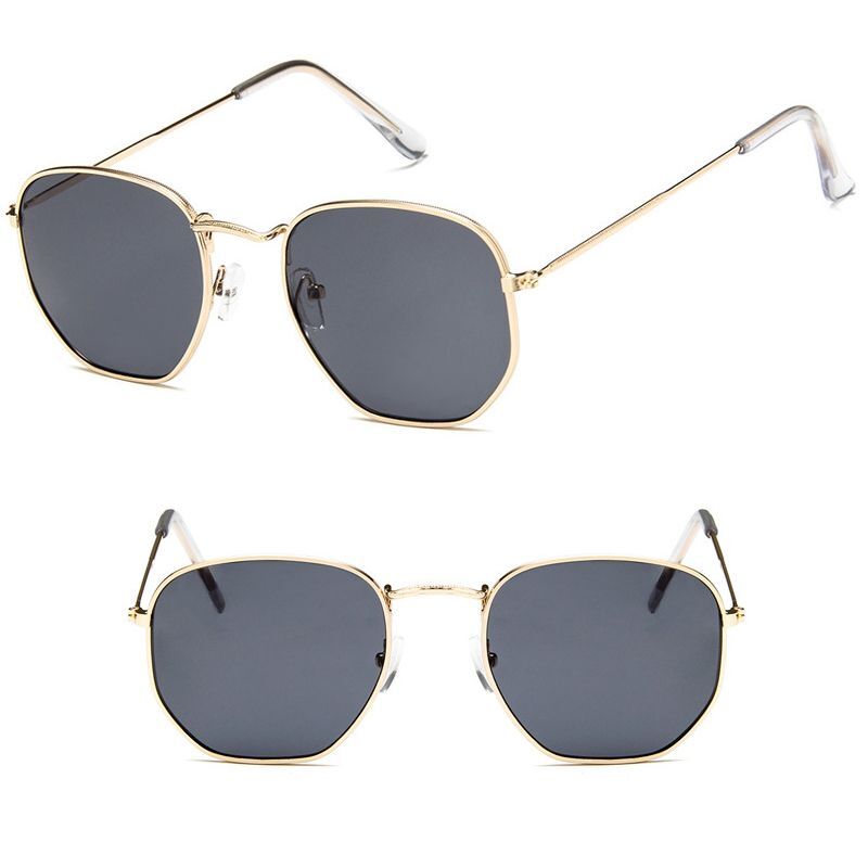 Small Retro Square Glasses – Polycarbonate Alloy UV400 Coating Eyewear Accessory