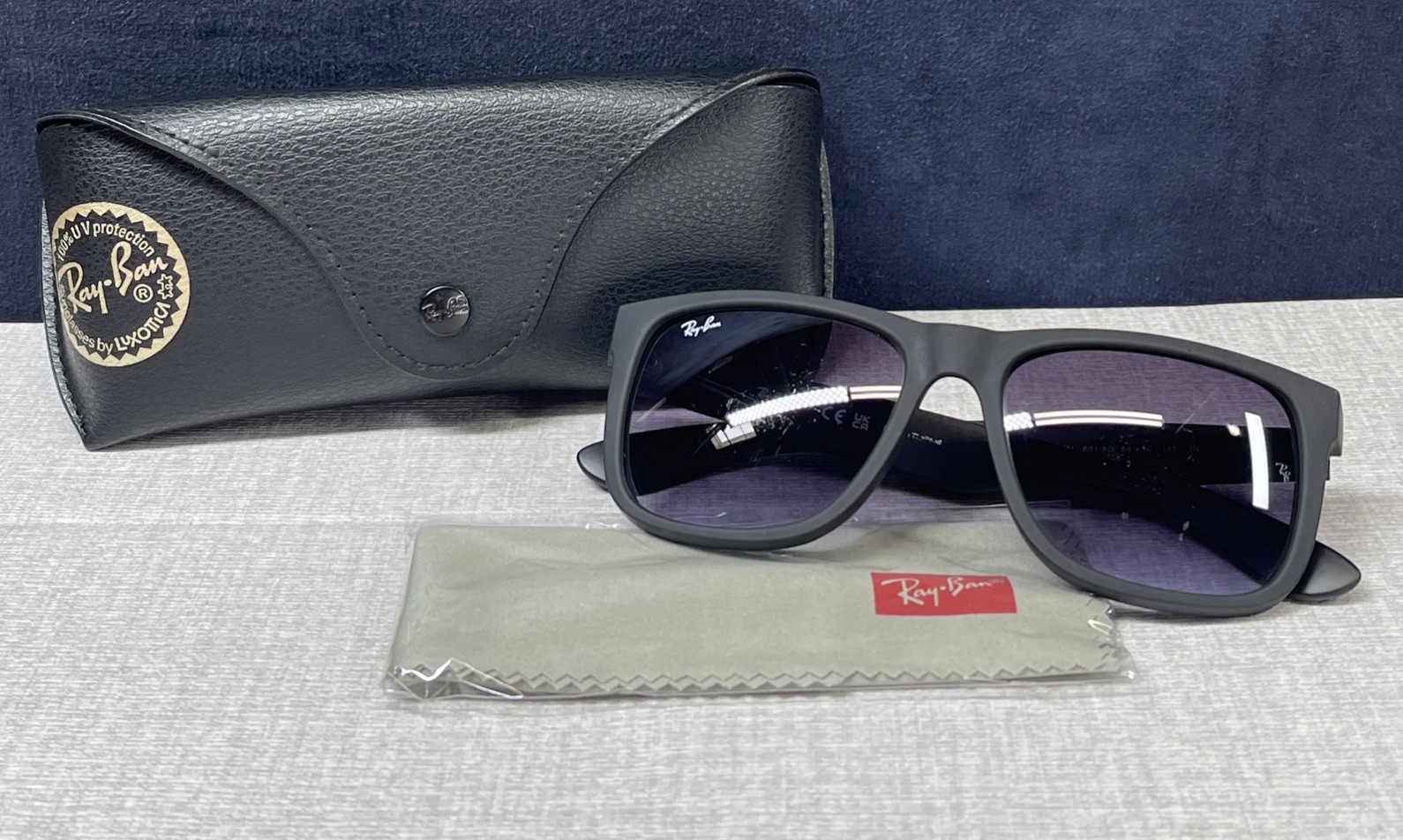 Ray Ban RB4165 Justin 601/8G 54 16 145 mm Sunglasses