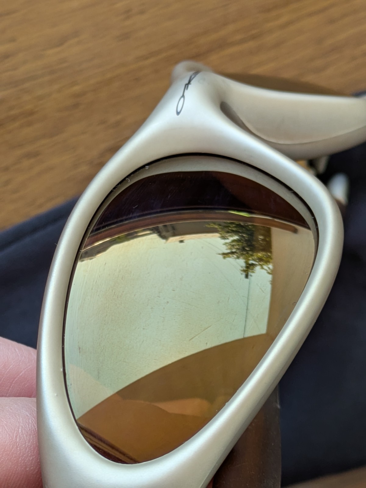 Oakley Minute 1.0 gen 2 FMJ Platinum Frame Gold Iridium Lens Gold iridium 04-082