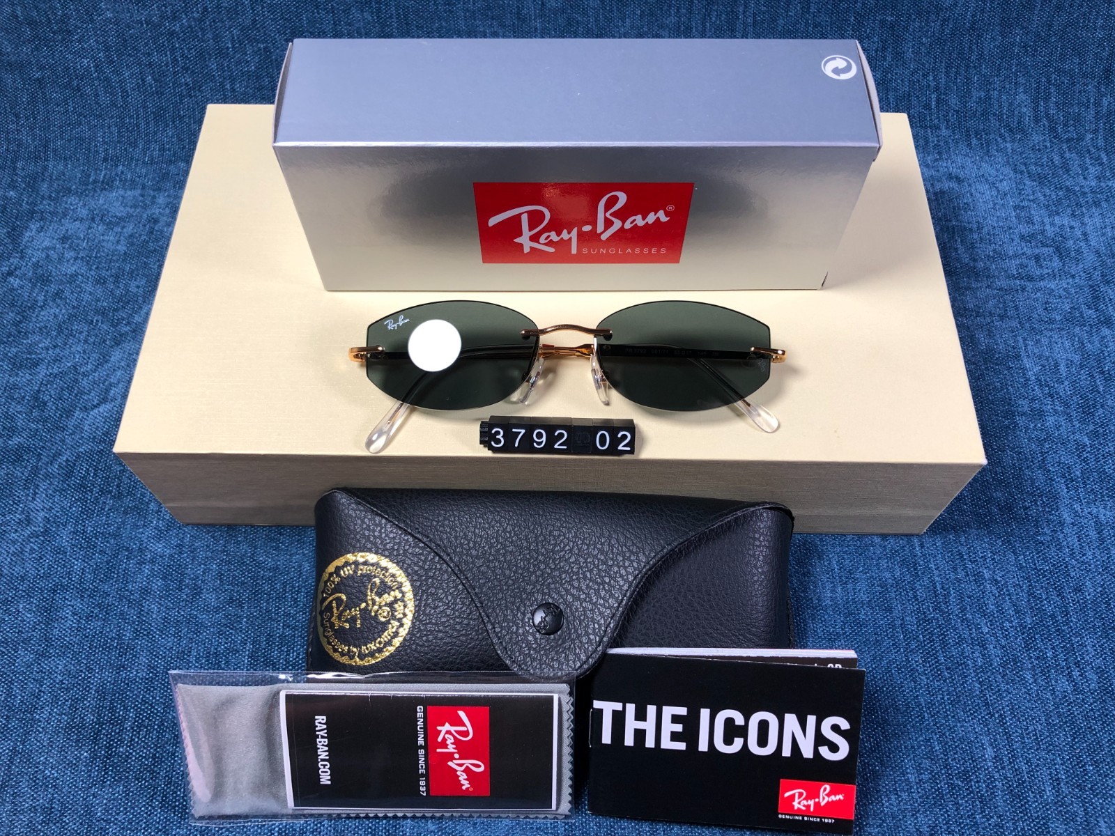 Ray-Ban RB3792 Unisex Sunglasses Gold Frame 55/17MM Grey Lens 001/71 145MM –02