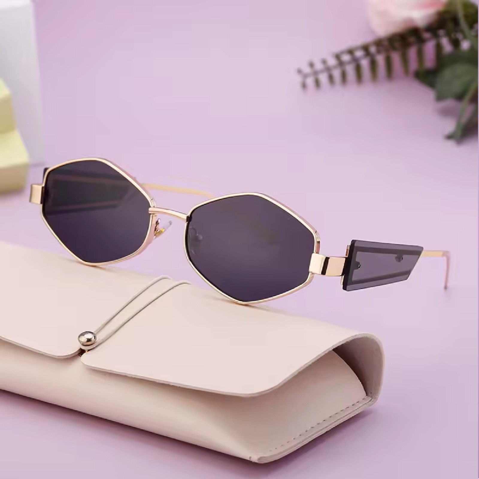 Sunglasses 2025 Fashion Women Diamond Shape Metal Frame Polarized Gradient UV400