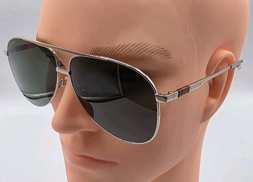 Gucci Men’s 62mm Metal Aviato Sunglasses, 62-11-145 Adjustable nose pad