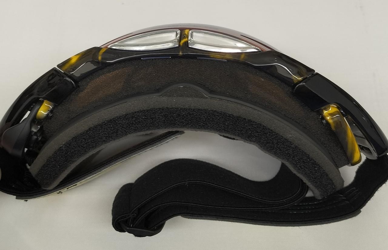 OAKLEY snow goggles from Japan
