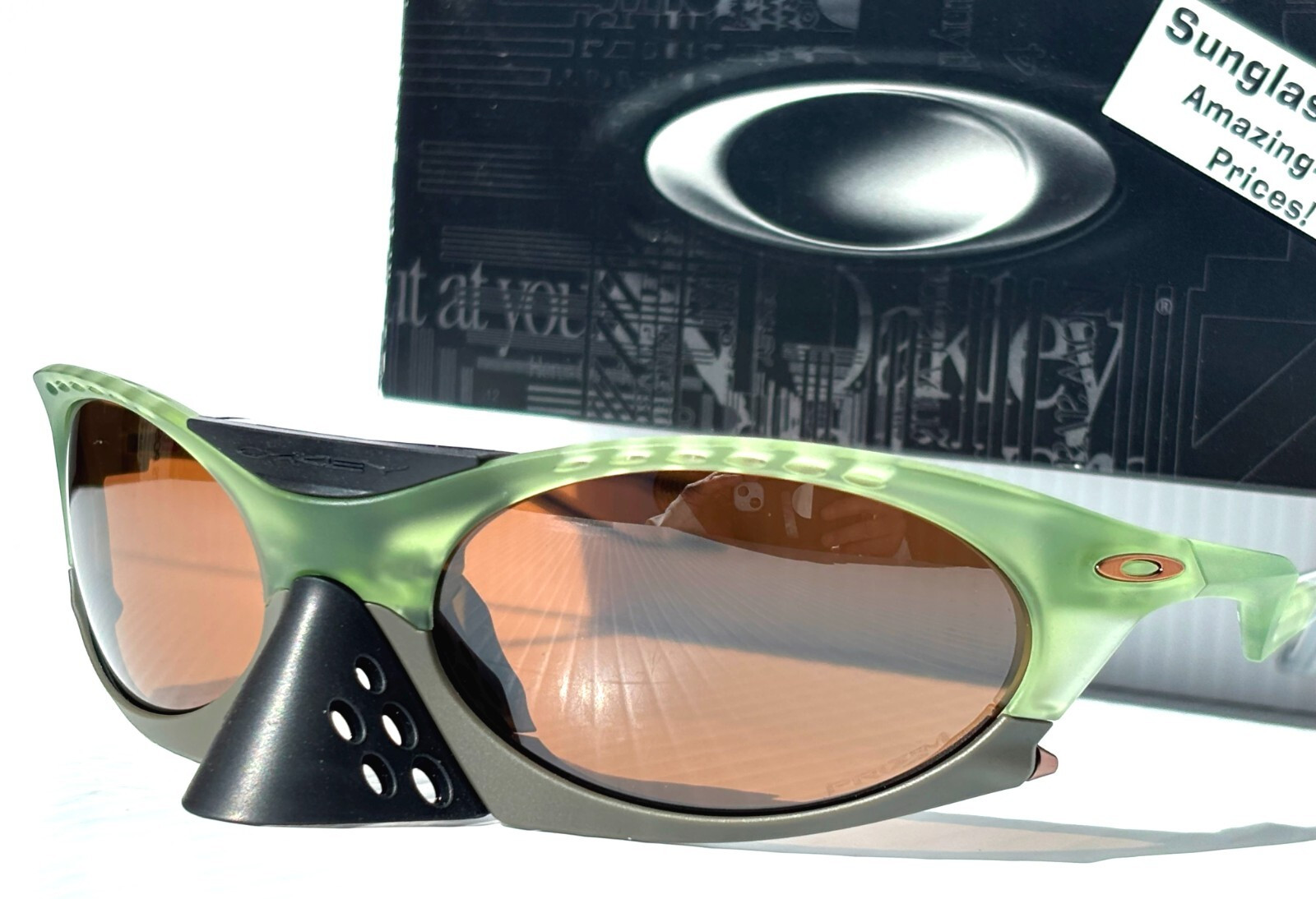 NEW Oakley PLANTARIS Matte Transparent Fern PRIZM Tungsten Lens Sunglass 9437-03
