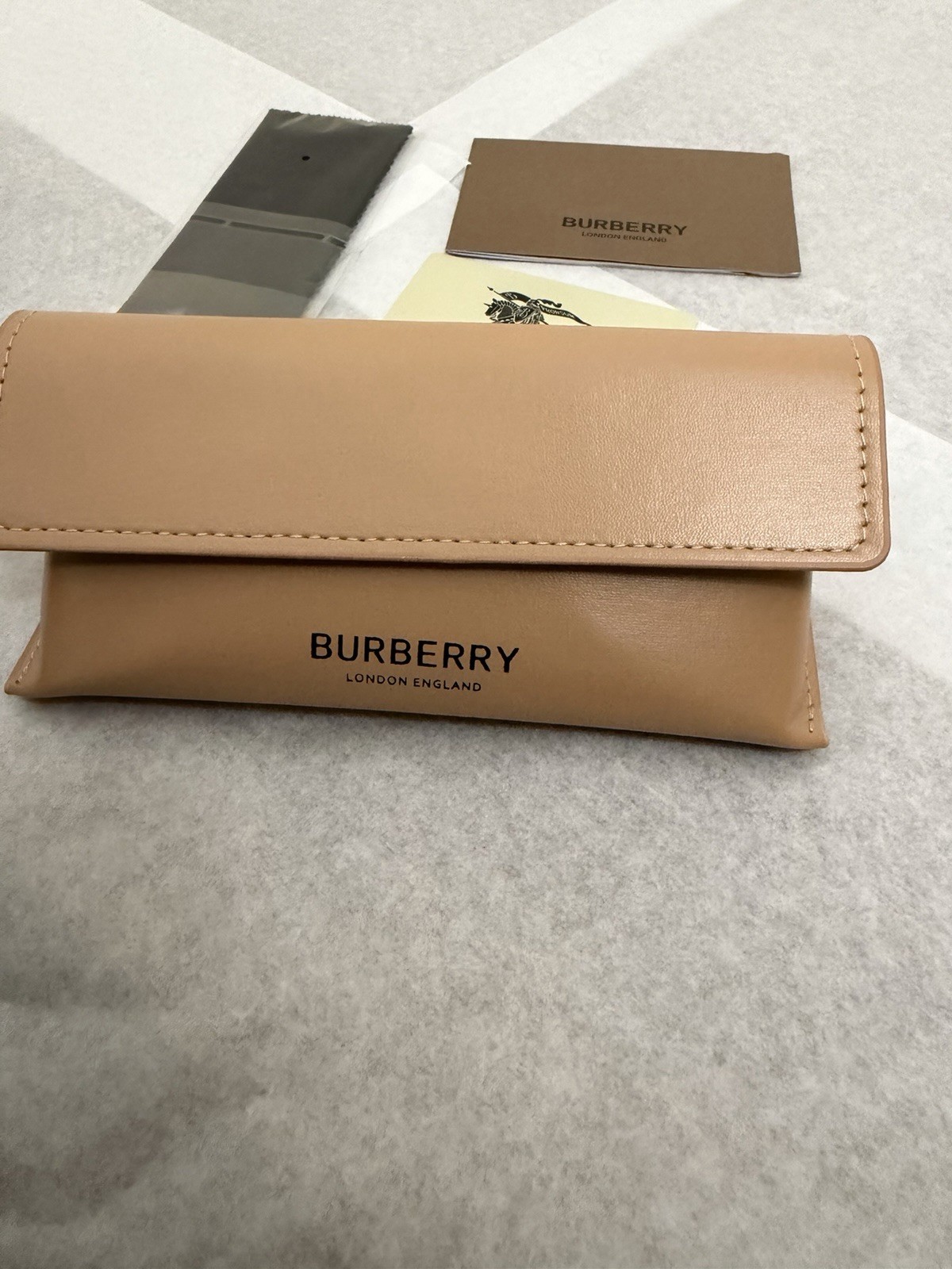 Burberry Men’s Aviator Sunglasses Gold Metal Frame Gray Gradient Lenses