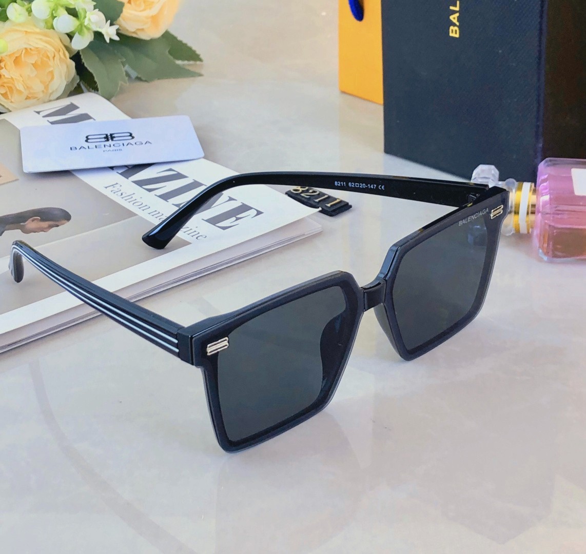 Balenciaga 8211 Square Sunglasses Gloss Black Frame Solid Black Lens 62□20-147