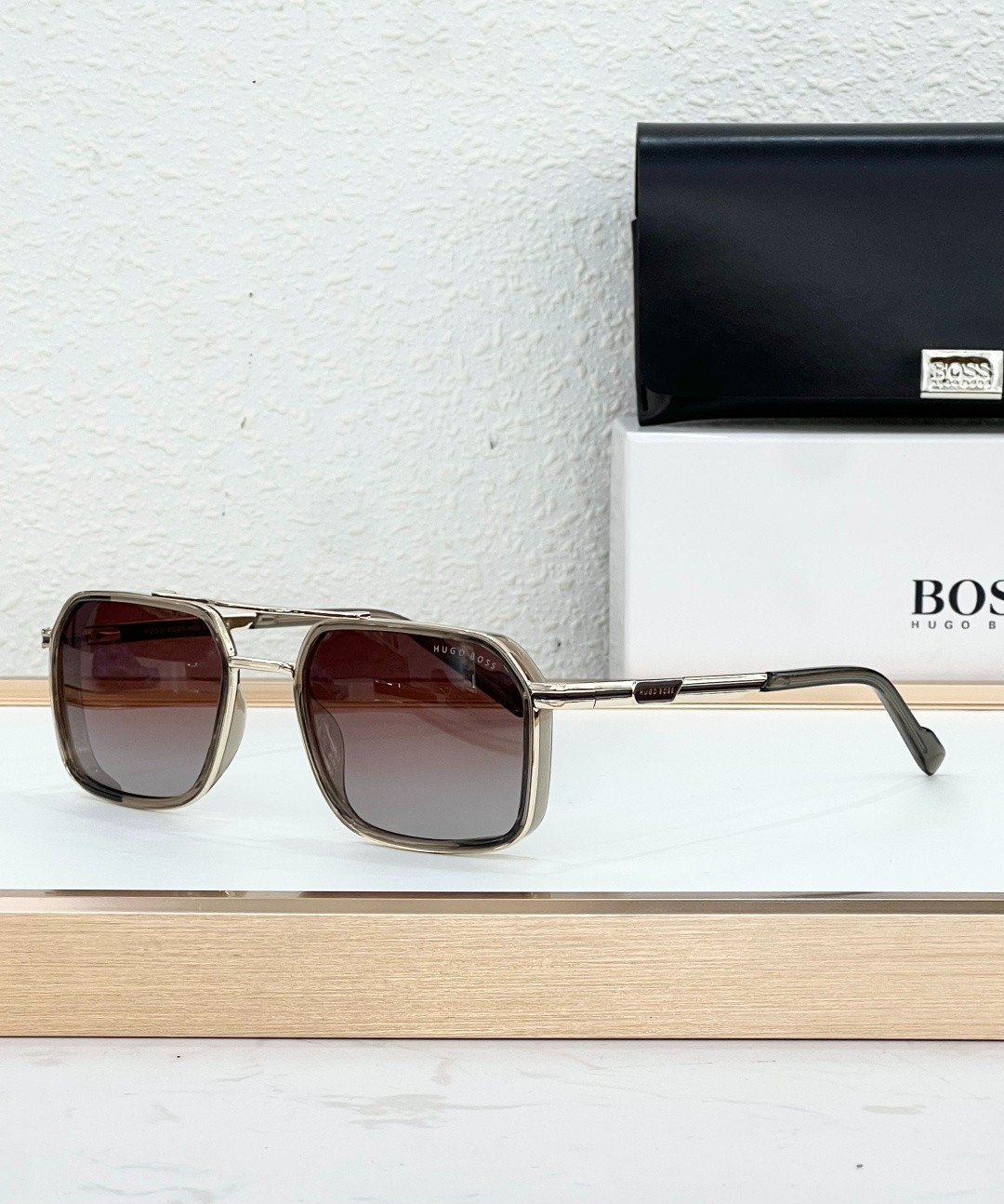 BOSS MODEL ; OLD25119 Sunglasses SIZE:55-20-145