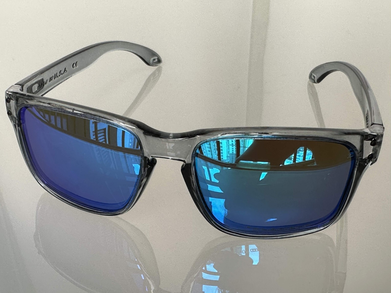 New Sunglasses Polarized Holbrook Clear Gray/Sapphire Blue Iridium USPS
