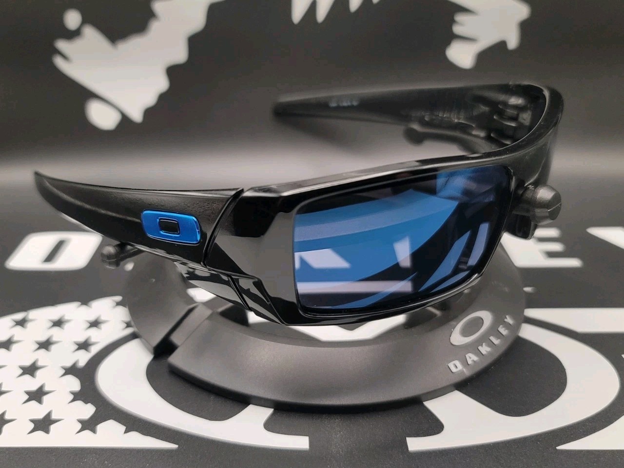 Custom Oakley Gascan Sunglasses, Gloss Black Frame, Blue Iridium Lens, Blue Icon