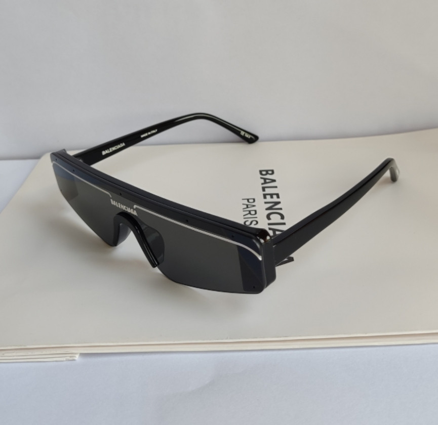 Authentic Balenciaga BB0003S 001 Sunglasses Black Frame Grey Lens 99mm Unisex