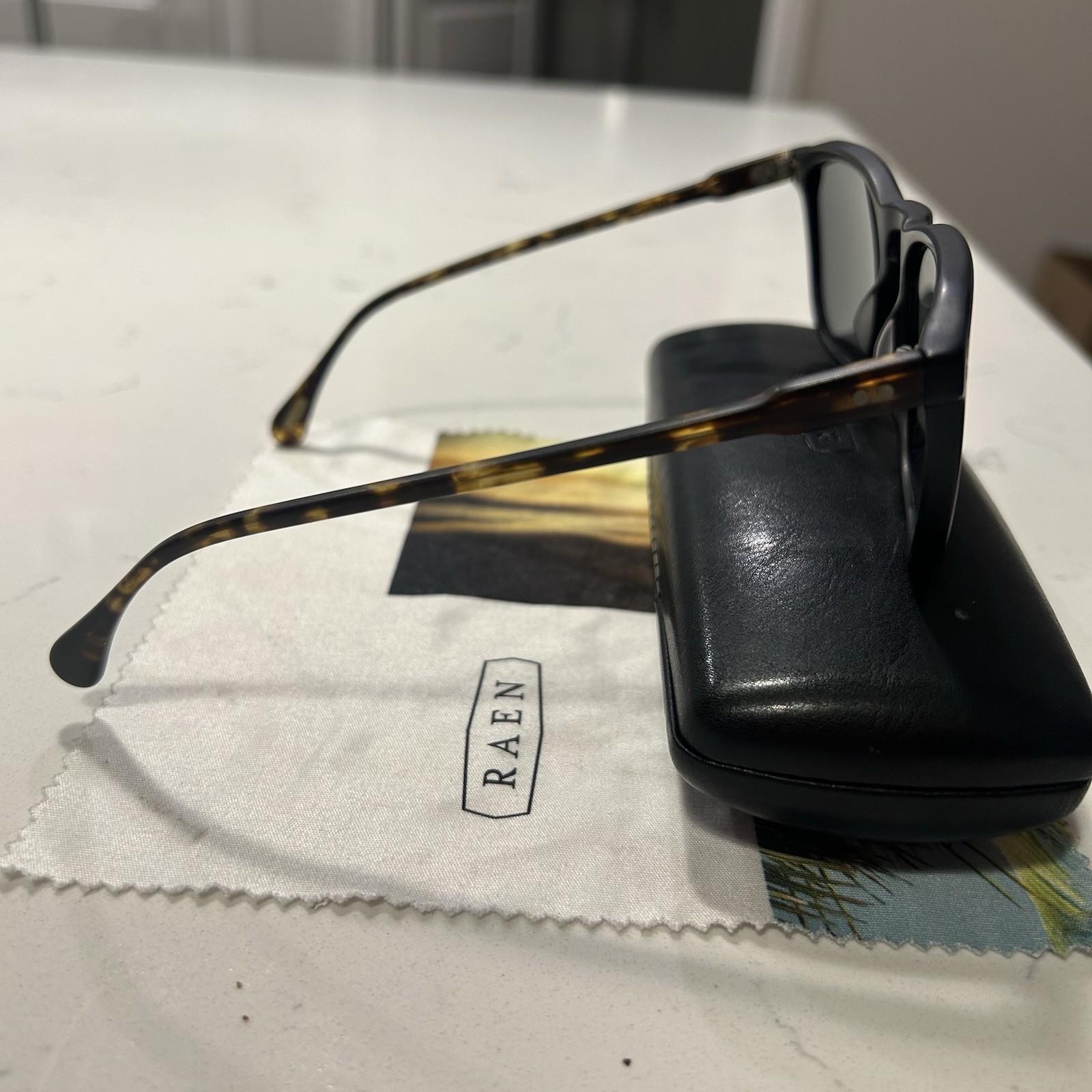 Raen Wiley Sunglasses – Matte Black / Matte Brindle – 54019-145 Polarized