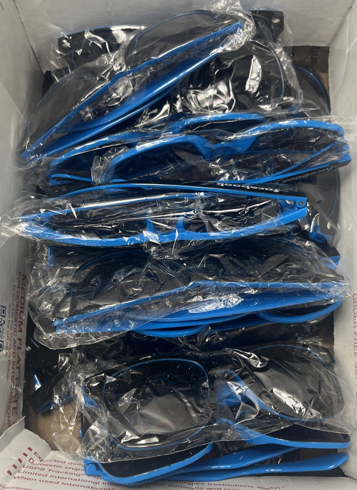 Facebook Black/Blue Unisex Unbranded Plastic Sunglasses Lot Of 20