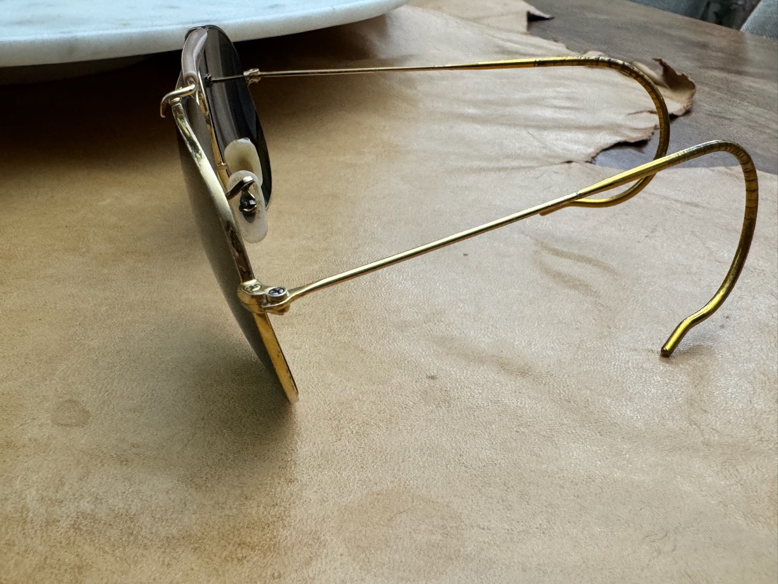 Ray Ban RARE Vintage Aviator RB3030 SZ 58-14 Gold Metal Frames With Green Lenses