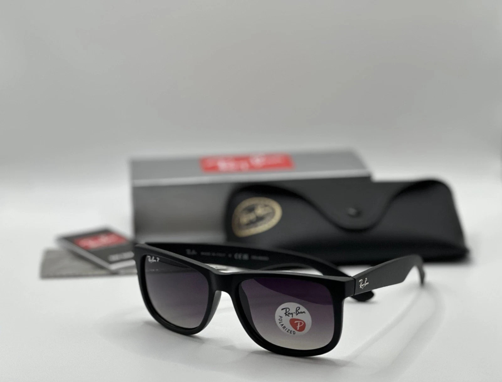 Ray-Ban Justin RB4165 622/T3 Matte Black Grey Gradient Polarized Sunglasses 54mm