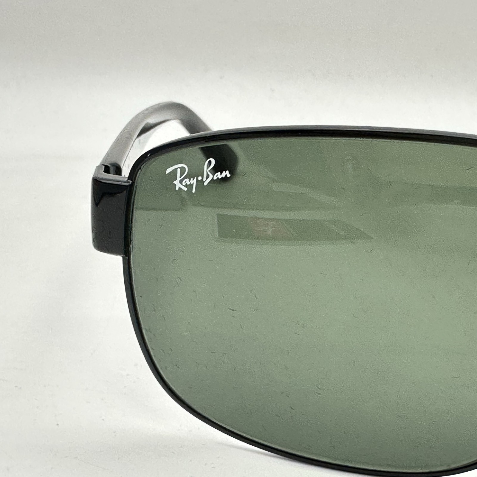 Ray Ban Mens Irregular Aviator Double Bridge Sunglasses RB3663 Black/Green