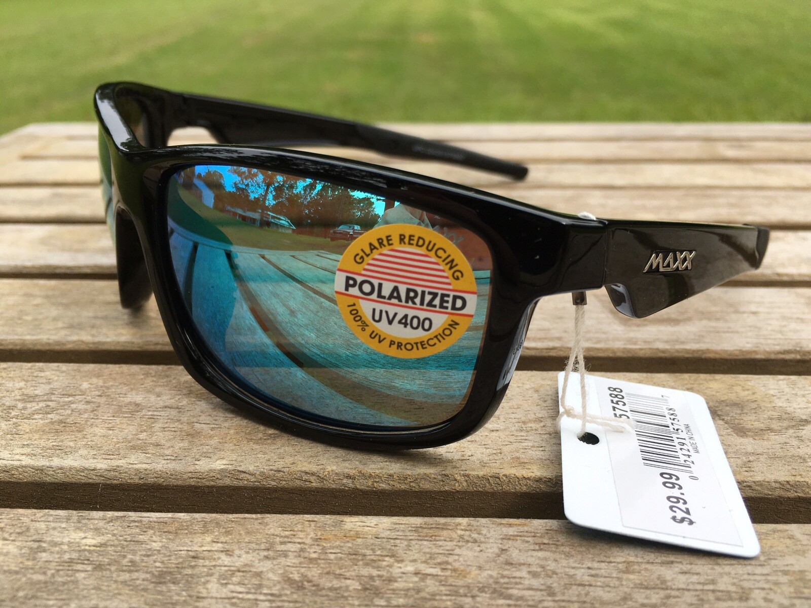 Maxx HD Sunglasses Retro 2.0 Polarized Black Smoke Lens Mirrored Blue 57588