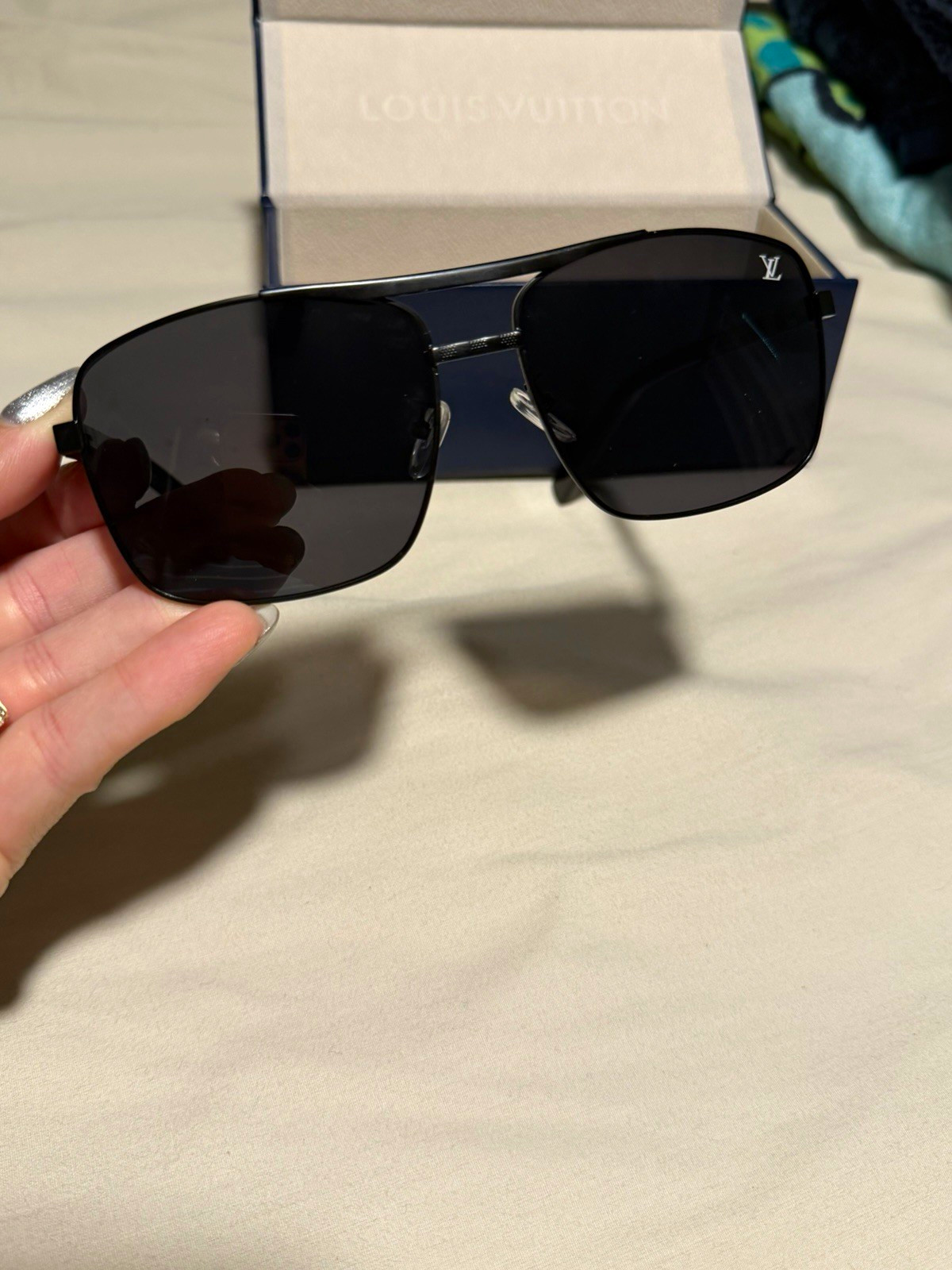 Louis Vuitton Z0259U Square Sunglasses Black Frame Gray Tinted 140mm