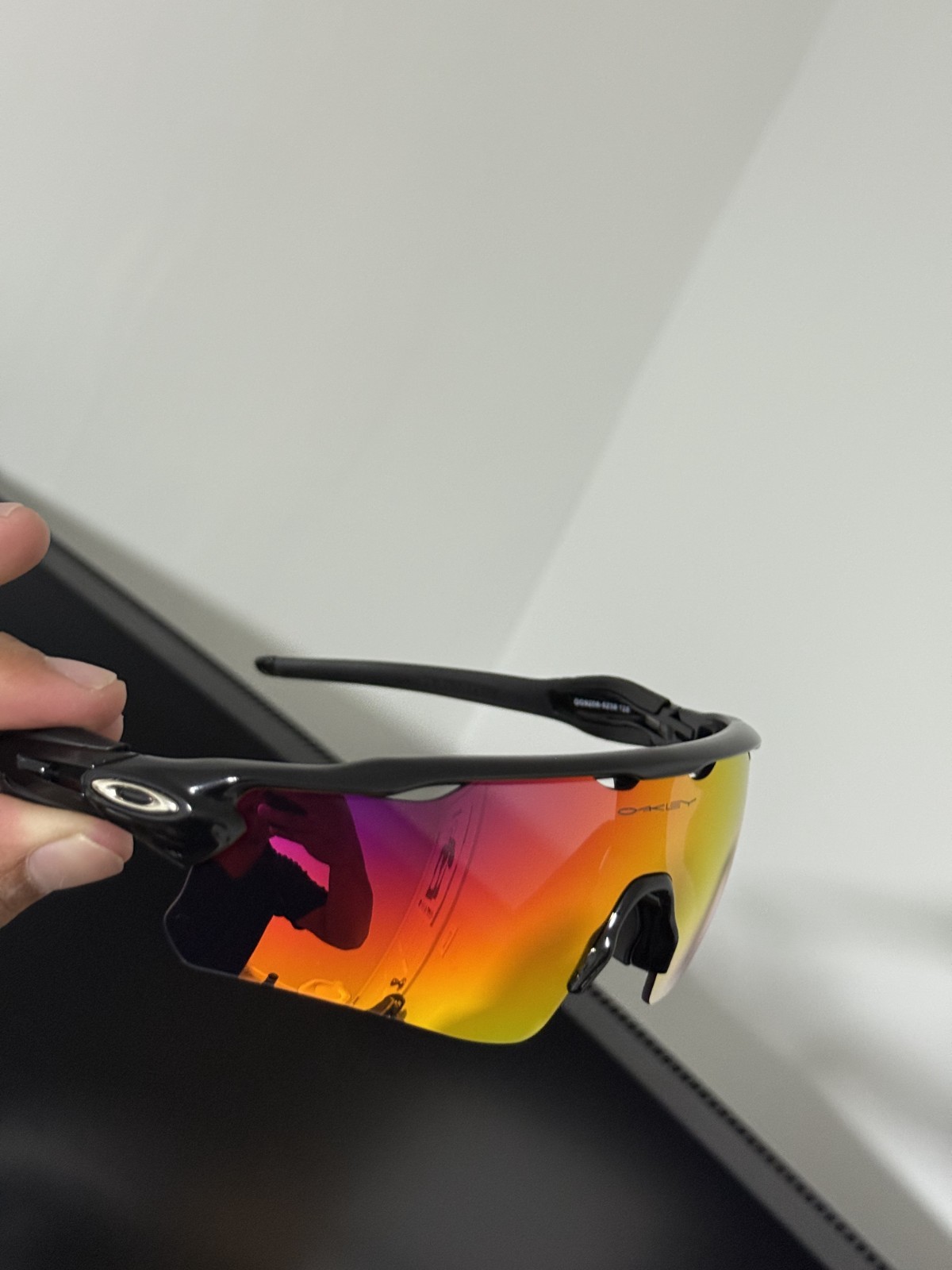 New Oakley Radar Ev Path Sport Sunglasses – Prizm Black/mirror lense (OO9208)